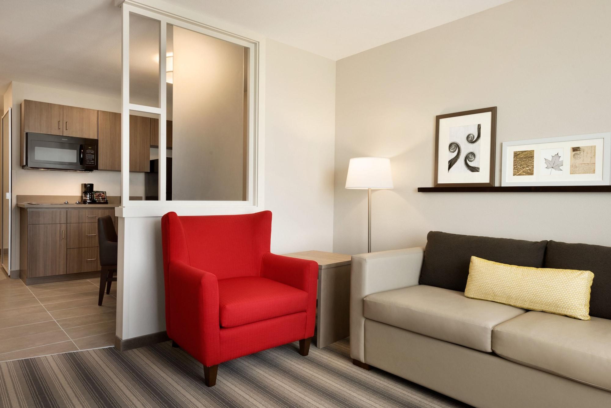 Country Inn & Suites By Radisson, Indianola, Ia Buitenkant foto