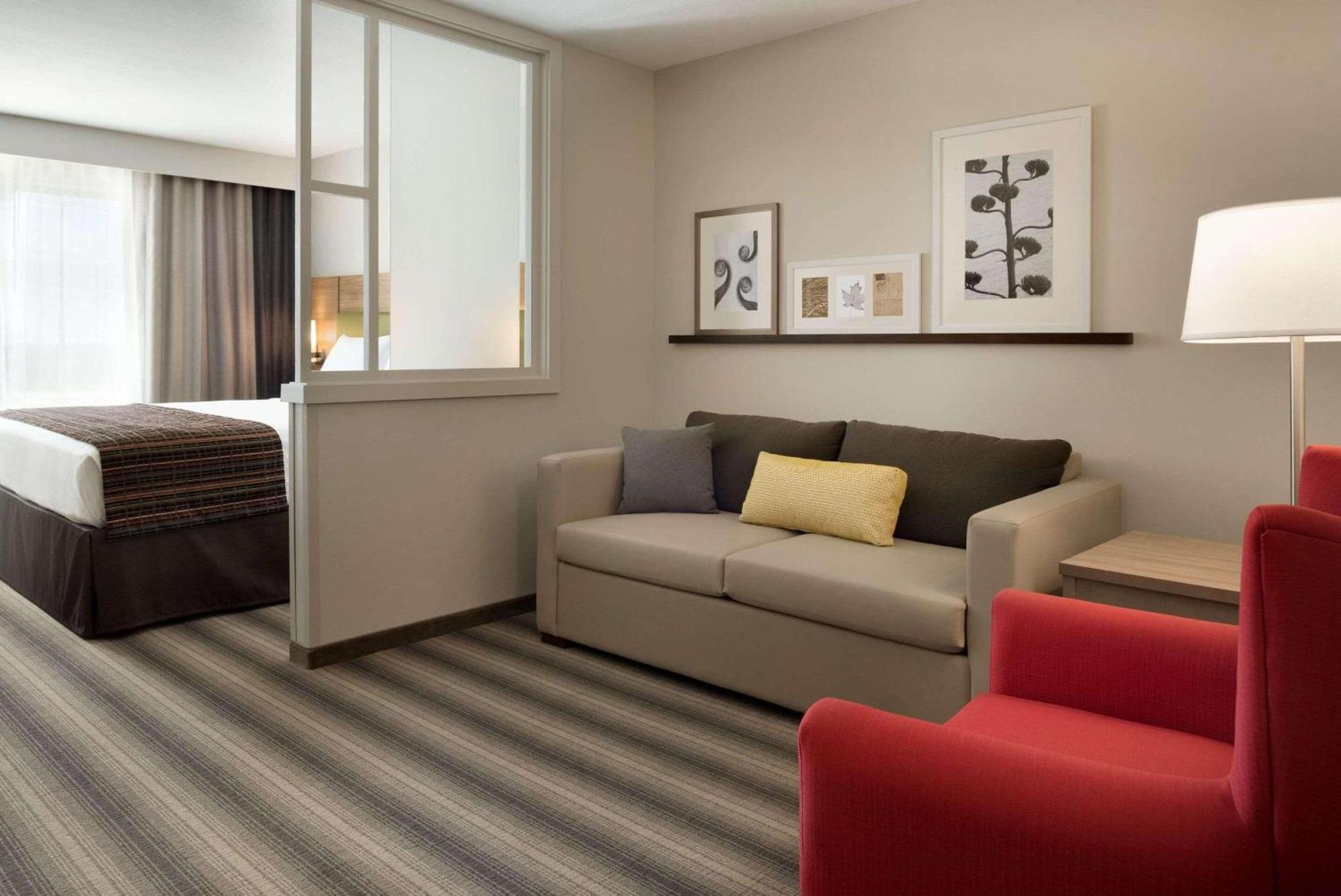 Country Inn & Suites By Radisson, Indianola, Ia Buitenkant foto
