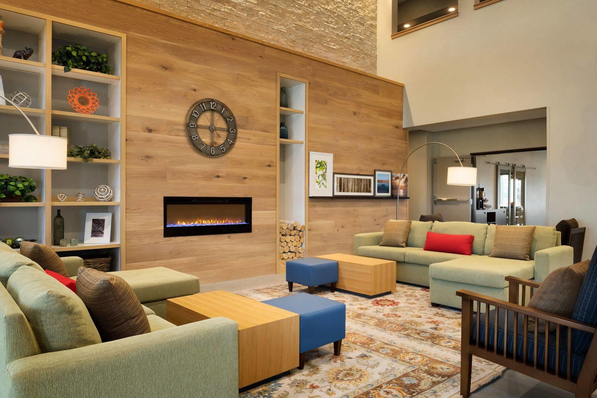 Country Inn & Suites By Radisson, Indianola, Ia Buitenkant foto