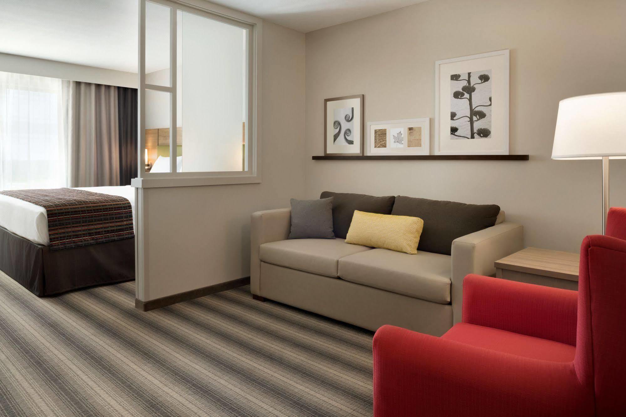 Country Inn & Suites By Radisson, Indianola, Ia Buitenkant foto